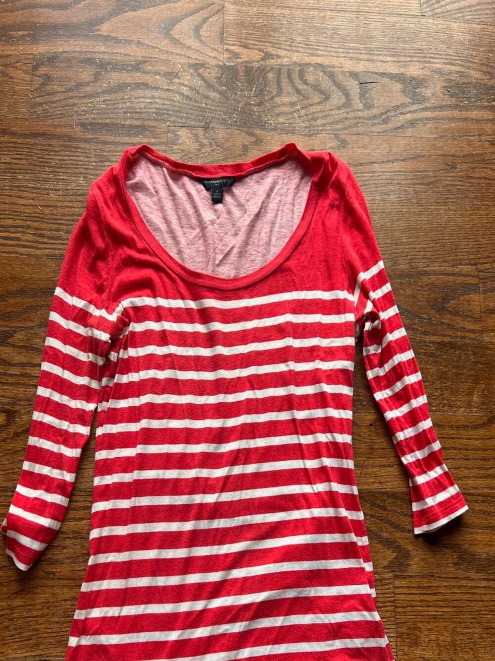 EUC Banana Republic Red White Stripe Long Sleeve Tee Scoop S